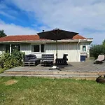 بيت للعطل Bright And Cozy Summer House With And Sauna