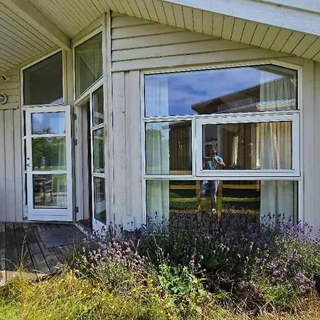 Bright And Cozy Summer House With And Sauna Graested