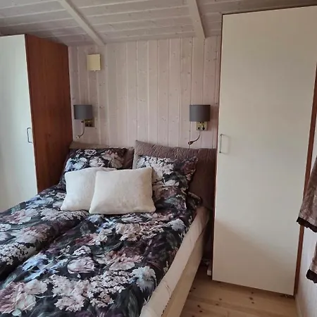 Дом отдыха Bright And Cozy Summer House With And Sauna Graested
