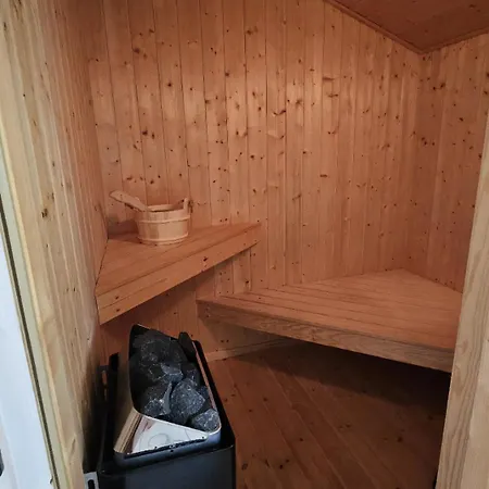 Ljust Och Mysigt Med Och Bastu Semesterbostad